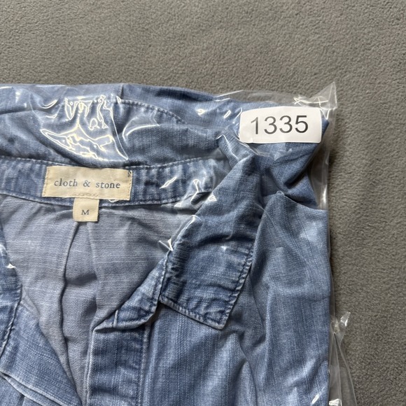 Cloth & Stone Shirt Womens Medium Blue Tencel Long Sleeve Button Up Chambray Top - Picture 14 of 14